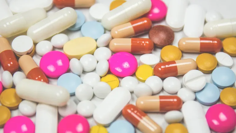 Antibiotics for a Cold or Sore Throat: Do You Need Them?